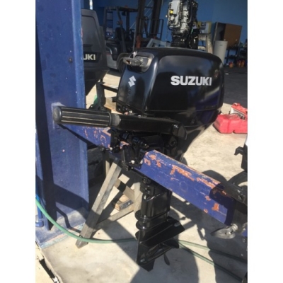 ขายเครื่องเรือมือสอง Suzuki 9.9แรงม้า 2จังหวะ นำเข้าเองจากญี่ปุ่น