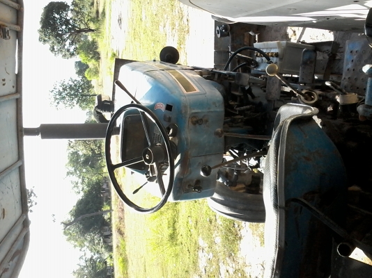 ขายรถไถ FORD 6610 เสื้อลาย ปั้มกลม ไอดีโต เครื่องปั้มดี หางสามดันหน้า เอกสารสัญญาซื้อขาย