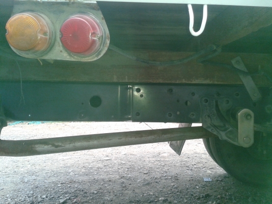 ขายหกล้อ ISUZU NQR 175 แรง ปี 52"EURO 3" คอมมอลเลส แอร์เทอร์โบพวงมาลัยพาเวอร์