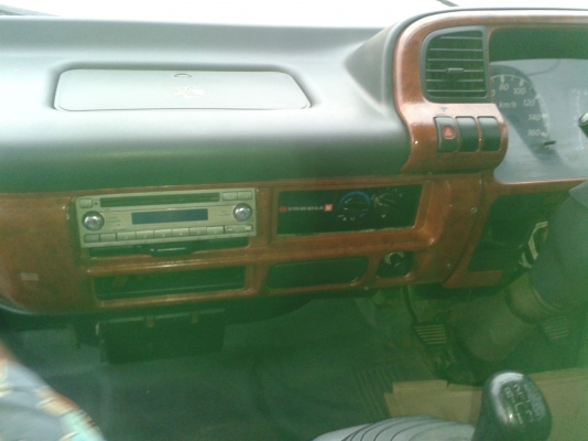 ขายหกล้อ ISUZU NQR 175 แรง ปี 52"EURO 3" คอมมอลเลส แอร์เทอร์โบพวงมาลัยพาเวอร์