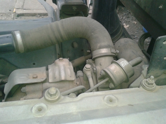 ขายหกล้อ ISUZU NQR 175 แรง ปี 52"EURO 3" คอมมอลเลส แอร์เทอร์โบพวงมาลัยพาเวอร์