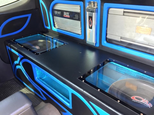 STRADA GRANDIS สตาด้าแค็ป เครื่อง 2500 GL ปี 2005 พร้อมเครื่องชุดใหญ่ ดอก 12 นิ้ว มีจอ เครื่องเล่น  แม็กขอบ 17  ยางใหม่ พวงมาลัยเพาเวอร์  วิ่งแสนกว่าโล  เครื่องดี ขับดี