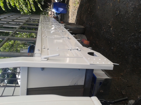 ขายหกล้อ ISUZU NQR "EURO 2 " ปี 49 เทอร์โบแอร์พวงมาลัยพาเวอร์ ยาว 5.50 ม กะบะไม้คอกแป๊บ ยางเรเดียล