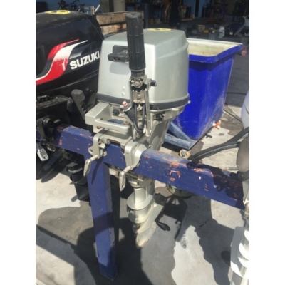 ขายเครื่องยนต์เรือ Honda 9.9แรง 4จังหวะ มือสองญีปุ่น ขายเครื่องยนต์เรือ Honda 9.9แรง 4จังหวะ มือสองญีปุ่น