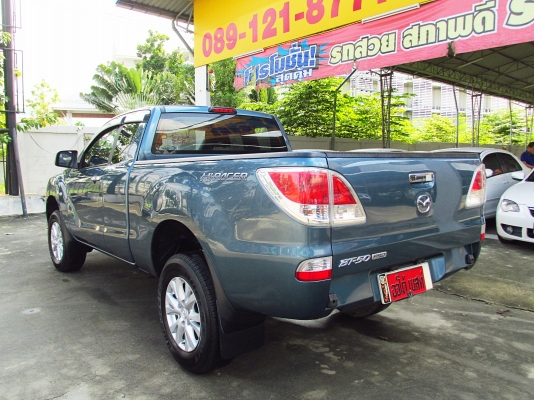 ฟรีดาวน์ 10,000 ออกรถ MAZDA BT-50 PRO 2.2 HI-RACER MT ปี2012