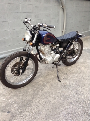 ขาย RXZ เครื่อง lifan 200 ทะเบียนพร้อมโอน ภาษีไม่ขาด เครื่องแจ้งลงเล่มแล้ว ระแบบไฟติดหมดทุกดวง รถจบสภาพพร้อมใช้