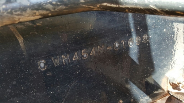 รถนิสสัน 10 ล้อดั้ม WM454M  320 แรงม้า. ปี 49.  ( ขาย แม่ , ลูก )     สนใจติดต่อ  081 - 6079515