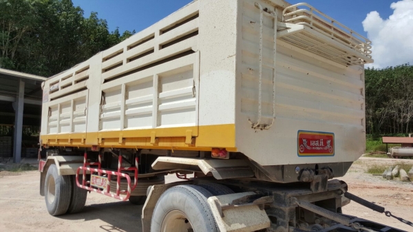 รถนิสสัน 10 ล้อดั้ม WM454M  320 แรงม้า. ปี 49.  ( ขาย แม่ , ลูก )     สนใจติดต่อ  081 - 6079515