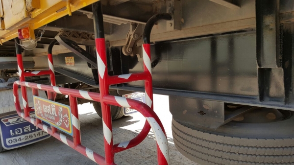 รถนิสสัน 10 ล้อดั้ม WM454M  320 แรงม้า. ปี 49.  ( ขาย แม่ , ลูก )     สนใจติดต่อ  081 - 6079515