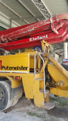 รถ ยิงปูน. ( นิสสัน ) 10 ล้อ UD / CWM430M / 290 แรงม้า. ปี 48.    สนใจติดต่อ  081 - 6079515