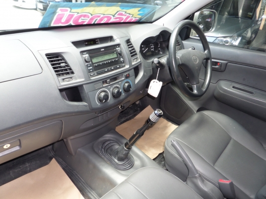 กระบะ ฟรีดาวน์ ออกรถ 15,000 VIGO 2.7LPG ปี 2013 กระบะ ฟรีดาวน์ ออกรถ 15,000 VIGO 2.7LPG ปี 2013