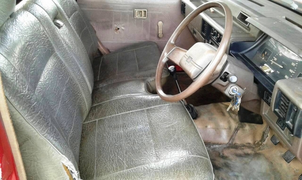 ไซโคลนตอนเดียว รถบ้านมือเดียวตั้งแต่ป้ายแดง รถไม่เคยทำสี เดิม ๆ บาง ๆ แห้ง เครื่องดีแอร์เย็น พร้อมใช้