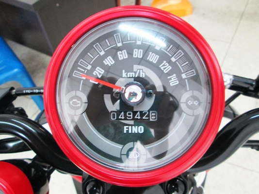 ขาย New Fino Fi ตัว TOP ล้อแม็ค ปี 2015 ไมล์แท้ 4942 กม ลายใหม่ล่าสุด รถผู้หญิงใช้ เครื่องหัวฉีดประหยัดน้ำมัน สภาพสวยเดิมๆ