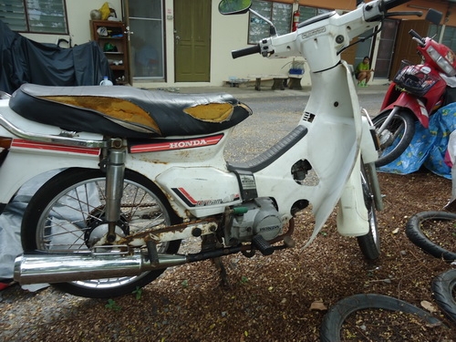 ้Honda dream ปี 31sale 4600.- ้Honda dream ปี 31sale 4600.-