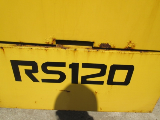 ขายรถบด3ล้อเหล็ก MACADAM ยี่ห้อ HITACHI รุ่น RS120 ซีเรียล: CS12-1832 ปี 1996 ขายรถบด3ล้อเหล็ก MACADAM ยี่ห้อ HITACHI รุ่น RS120 ซีเรียล: CS12-1832 ปี 1996