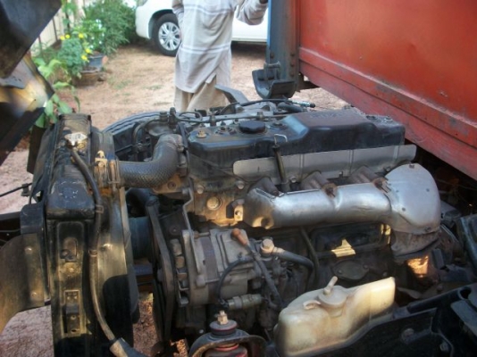 ISUZU NPR115 รถห้างแท้ รถสีเดิม เครื่องดี ขับดี ครัทซีสวย รถพร้อมใช้งาน