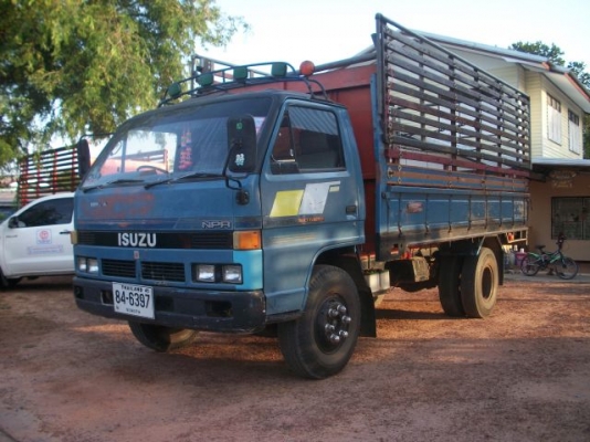 ISUZU NPR115 รถห้างแท้ รถสีเดิม เครื่องดี ขับดี ครัทซีสวย รถพร้อมใช้งาน