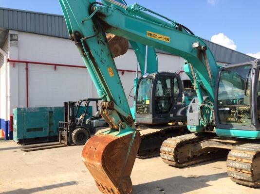 SK135SR-1ES-YY04-07957-YR2006-3952 ชม. ถึงไทยแล้วครับ สวย ๆ ไม่แพง