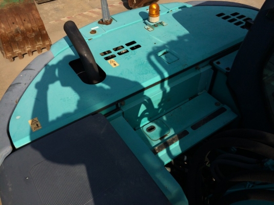 SK135SR-1ES-YY04-07957-YR2006-3952 ชม. ถึงไทยแล้วครับ สวย ๆ ไม่แพง