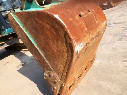 SK135SR-1ES-YY04-07957-YR2006-3952 ชม. ถึงไทยแล้วครับ สวย ๆ ไม่แพง