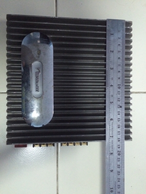 NAKAMICHI PA-202 40W x 2CH @4 ohms 120W x 1CH @ 4 ohms Made in Japan มือ 2 ญี่ปุ่น