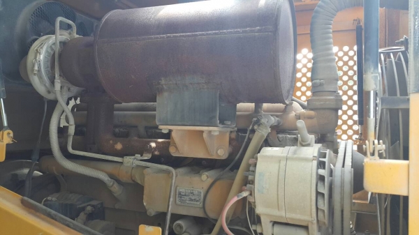 ขายรถตักล้อยาง XGMA รุ่น.KG932.lll ดิสเบรคหน้า หลัง 2 เพลา ใช้งานแค่ 3400 ช.ม เครื่อง ปั้มดี ราคา.750000 ต่อรอง สนใจรีบจองด่วน