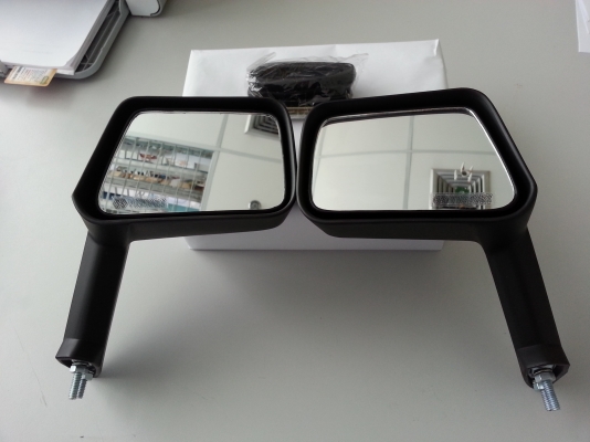 กระจกตั้งแก้ม ของใหม่ งานดี ใส่สวยๆ เพิ่มความเท่ห์ๆ ให้กับรถรีโทร