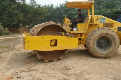 รถบดสั่นเสทือน SAKAI SV512D -2เพลาเปลือกเดียวใช้งาน6500ช.มเครื่องISUZU