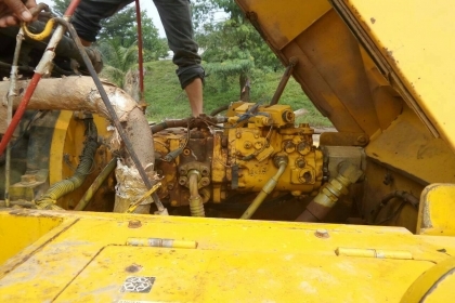 รถบดสั่นเสทือน SAKAI SV512D -2เพลาเปลือกเดียวใช้งาน6500ช.มเครื่องISUZU