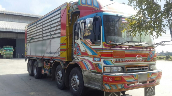 ขายรถพ่วง 24 ล้อ แม่.ลูก กระบะเนียมคอกเกษตรดั้ม HINO PROFIA เครื่อง.K13C-335 แรง รถสวย มี 3 พ่วง ราคา.1700000 ต่อรอง สนใจรีบจองด่วน