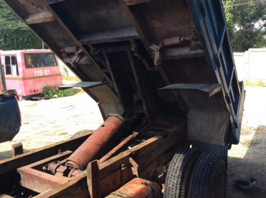 รถ 6 ล้อ TOYOTA L85 แรง หัว NKR ISUZU ดั้ม 3 คิว