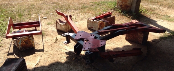 ขายอุปกรณ์ชุดดันดินรถไถรุ่น FD163D สำหรับรถไถรุ่น36แรง