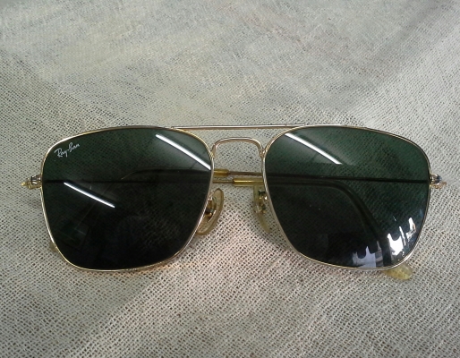 อภิมหาแว่นตาซุปตาร์มาแล้ว  B&amp;L RAY-BAN CARAVAN U.S.A.