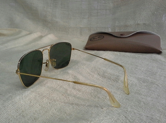 อภิมหาแว่นตาซุปตาร์มาแล้ว  B&amp;L RAY-BAN CARAVAN U.S.A.