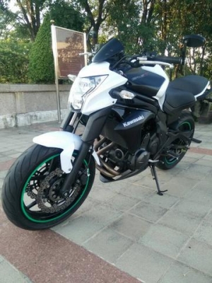 Kawasaki Er6n year 2014