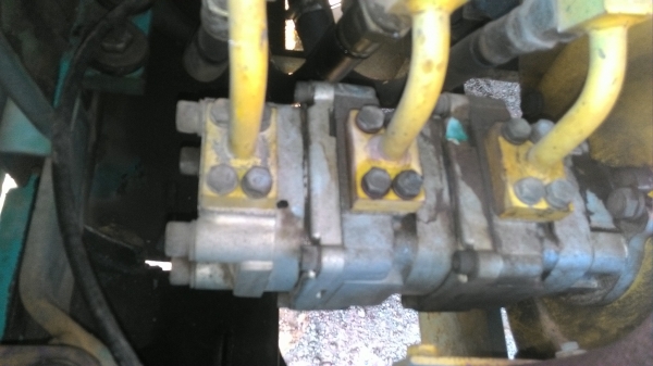 รถขุดเล็กPc20-7 ราคาต่อรอง195,0000 โทร086-7530122