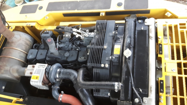 KOMATSU  PC200-7  ใช้งาน2200ช.ม.
