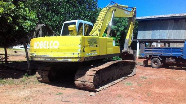 ขายkobelco sk200-3