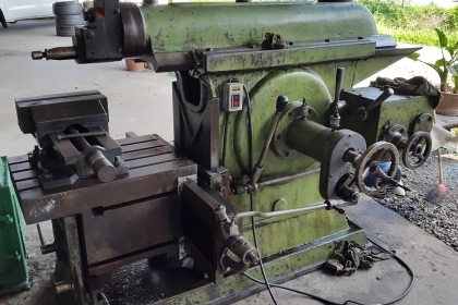 แท่นไส 24 นิ้ว เกียร์บล็อก พร้อมใช้งาน อุปกรณ์ครบ 40,000