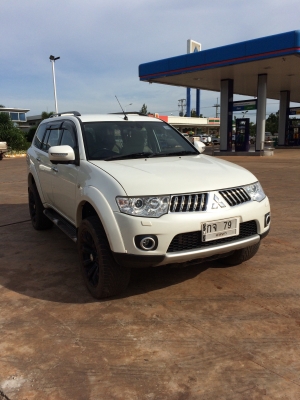 ขายปาเจโร่สปอร์ต ปลายปี 54 630,000 บาท ขายปาเจโร่สปอร์ต ปลายปี 54 630,000 บาท