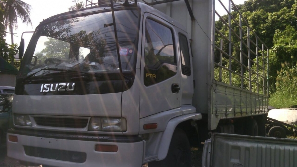 หกล้อใหญ่ อีซูชุ FTR195 ปี39 ช่วงยาว 7.20ม สภาพดีพร้อมใช้งาน ทะเบียนพร้อมโอน