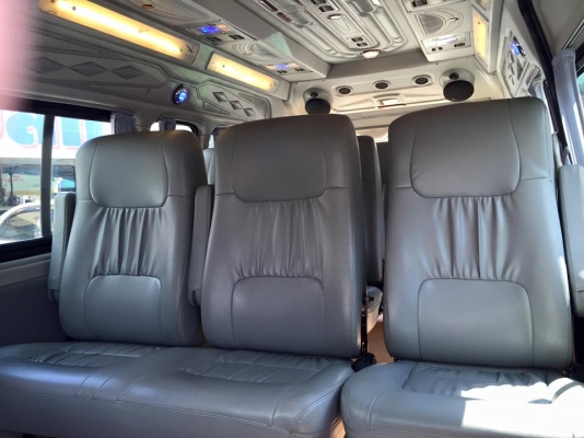 โทร 0922726669 คุณตันหยง ตู้เบสออโต้แวน ขายรถตู้ วาง เจ เครื่อง 3000 cc LPG /เบนซิน ปี 2007 เกียร์ธรรมดา แต่ง่เต็มลำ / ราคา 533,000 บาท