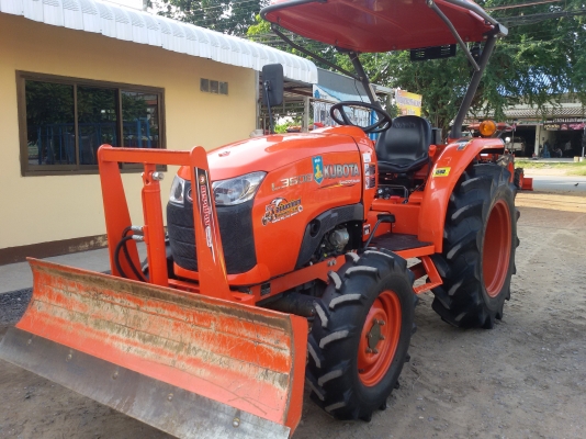 ปัญญาแทรคเตอร์..จัดมาให้ครับ ด่วน!!!คูโบต้า L3608  พร้อมใบมีด ผานตราช้าง ทำงาน200ชม. จัดส่ง อ.สว่างอารมณ์ จ.อุทัยธานี