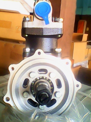 ขายปั้มลม 6 BG1  ISUZU ราคา 12500  บาทโทร  0906208746