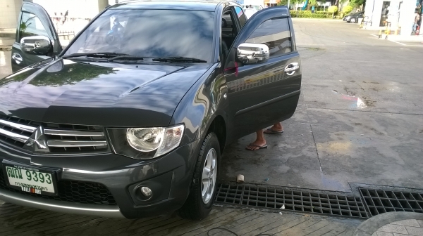 ขายรถบ้านใช้เองครับปีไทรทันปี2013ครับ ขาย349000 ติดต่อ087-1691151 ไทรน้อย