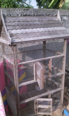 กรงนกงานไม้