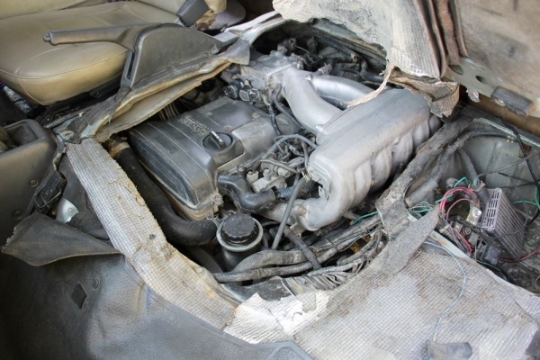 TOYOTA หลังคาสูง ช่วงยาว จดปี 2004 รถก็ปี2004 บอดี้ยังสวยไม่ผุ