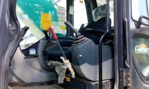 SK200-8 #YN12-58413 มาร์คไฟล์ทซุปเปอร์ เก่าญี่ปุ่น ชั่วโมงใช้งานน้อย รถสวย สภาพดี สนใจติดต่อ ใหม่ 061-4194022