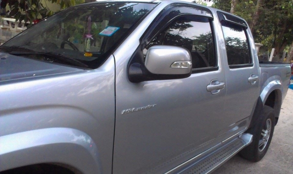 รถ 2.5 คอมมอลเรล รถ 2.5 คอมมอลเรล