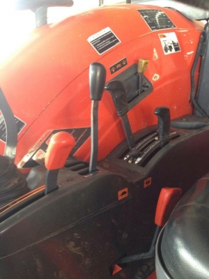 m8540 สวยๆอุปกรณ์2ชิ้น รถปี55 ราคาเพียง 680000 m8540 สวยๆอุปกรณ์2ชิ้น รถปี55 ราคาเพียง 680000